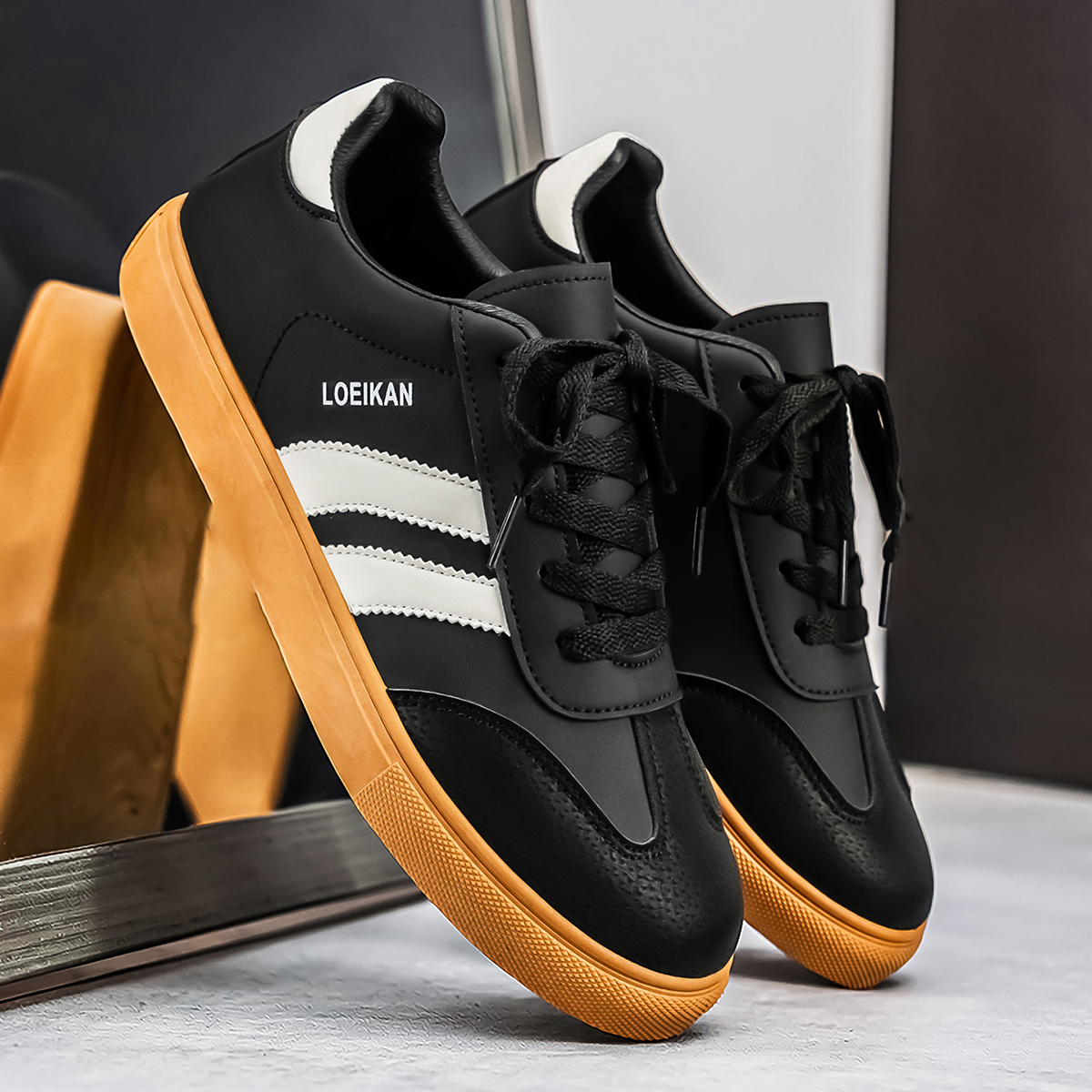 Men's casual sports shoes, out - Outdoor Lighting Trends avis et prix